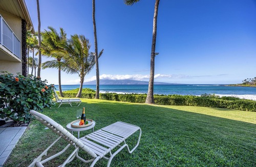 Napili Apartment | SPECTACULAR, Modern, Coastal, Ocean Front Studio in Napili Shores A102