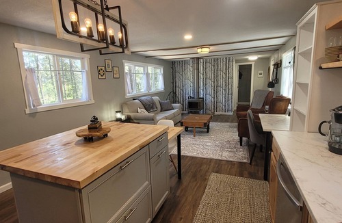 Thorpe Westwood House | Spokane Chalet 2 bed 2 bath sleeps 6