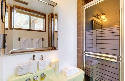 Spokane Valley Hotel | Spokane Valley Escape