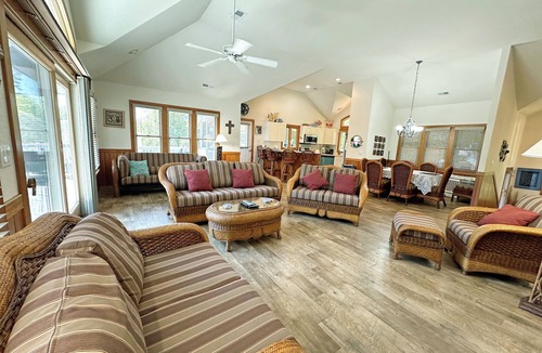 Southern Shores House | SS94- Waterfront- 5 BRs(3 Masters), Private Pool, Hot Tub, Dock, Comm Tennis!