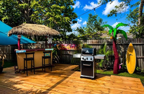 Southbelt/Ellington House | Stay Like a Rockstar! Houston’s most unique property!