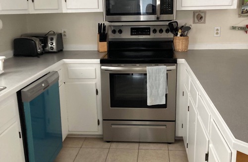 Kill Devil Hills House | Stay near Outer Banks Beaches - just a short walk away