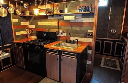 Hudson Bend House | Steampunk Tiny House w/Loft Near Lake Travis