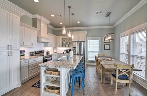 Crystal Beach House | Steps to Crystal Beach: Gem w/Ocean-View Deck!
