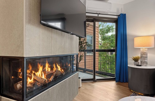 River Run Condo | Steps to Keystone Gondola - River Run Village Condo w/Hot Tubs