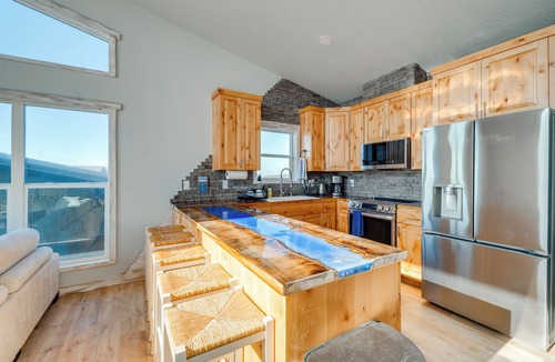 Westport Cottage | Steps to Shore: Family Beach Getaway in Westport