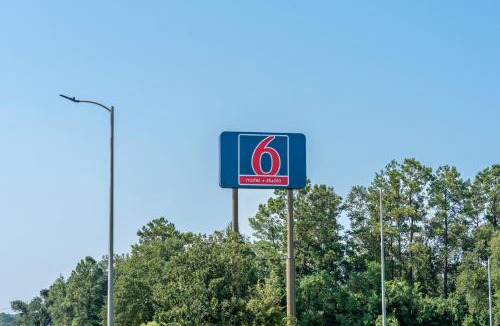Hammond Hotel | Studio 6 Hammond, LA I12 I55