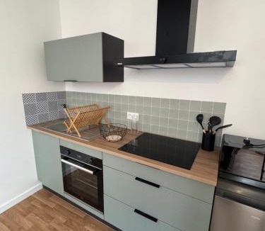 Mayenne Apartment | Studio Voyage - Proche centre ville