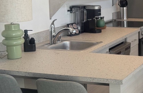 Cliff - Cannon Apartment | -Stunning Mid Century Modern with amazing Downtown City Views!