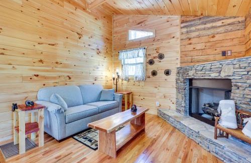 Murphy House | Stunning Murphy Cabin - 5 Mi to Cherokee Lake!