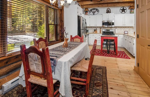 Timbercreek Lodges House | Stunning Vail Log Cabin on Creek, Free Shuttle Access, Minutes to Slopes, Shops