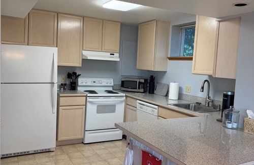Silverdale Apartment | Stunning water and mountain views, steps from Old Town Silverdale.
