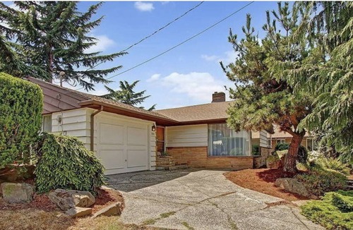 Holly Park House | Suburban oasis centrally located to all city attractions/airport