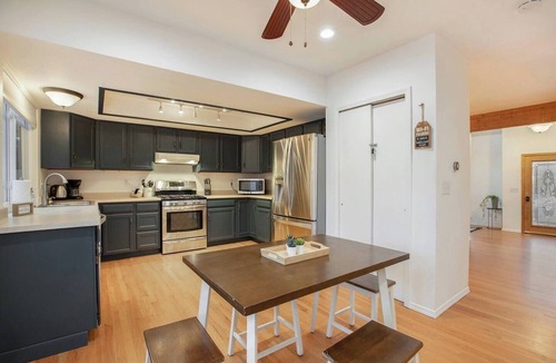 North Central Westminster House | Suburban Sanctuary | Sauna | Tub | Large Yard