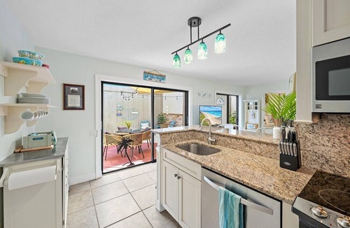 Jupiter Condo | SummerSalt - 5 Min Walk To Beach!