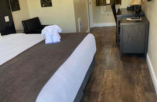 Summerside Hotel | Sunny Isle Motel