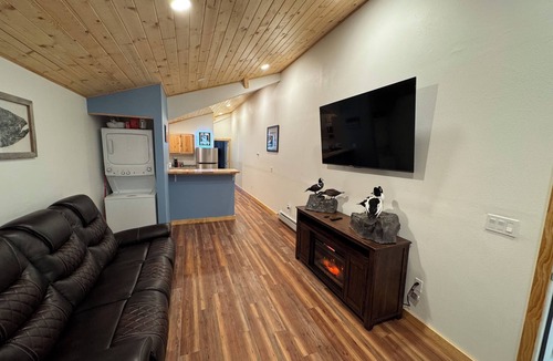 Cordova Apartment | Sunnyside Serenity Bunkhouse - your perfect adventure hideaway.