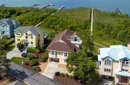 Monteray Shores House | Sunset Thrill