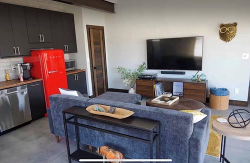 Salida House | Sunsets on Salix - Peaceful Riverside Retreat 8 Minutes to Town