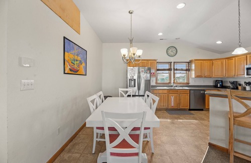 Kitty Hawk House | Surf's Up: Semi-Oceanfront, Hot Tub, Awesome Views