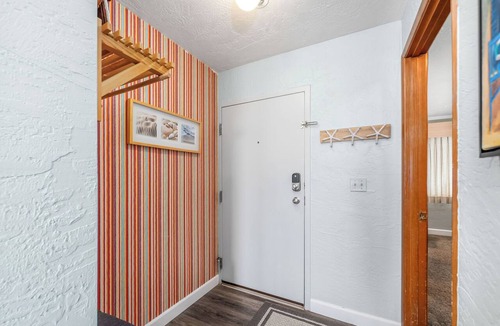 Seaside Condo | Sweeping oceanfront views from this one bedroom condo right on the prom!