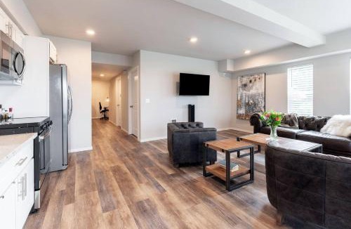 Eastside Apartment | Tacoma Dome condo w Mountn & Bay views PRK!