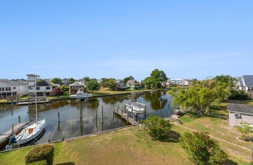 Colington Harbour House | Tech na Mara