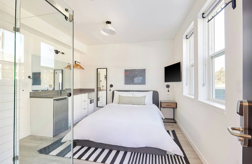 Broadway Hotel | The Boylston Hotel Capitol Hill, Sonder by Marriott Bonvoy