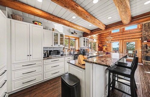 Lyons Cabin | The Broadmeadow Cabin – Near Wild Basin RMNP