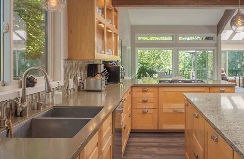 South Addition Apartment | The Downtown Anchorage Grand Four Bedroom