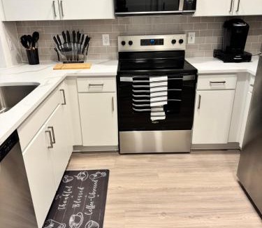 Midtown Apartment | The Experience