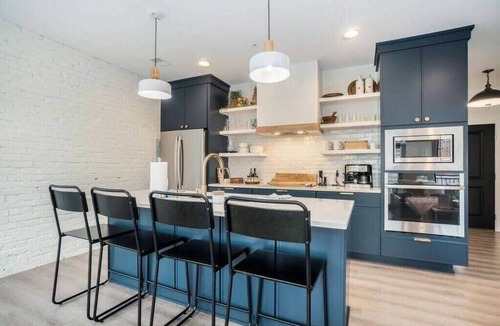 Holland Condo | The George and Evelyn on 8th, George 201