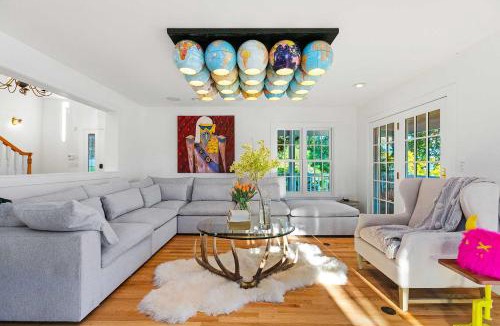 Agate House | 'The Hammersley' Luxury Waterfront Estate!