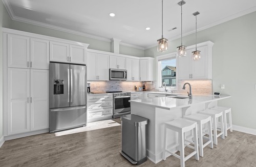 North Topsail Beach House | The Hamptons #139 Brand new, Oceanfront B, Hot Tub, Com. Pool!