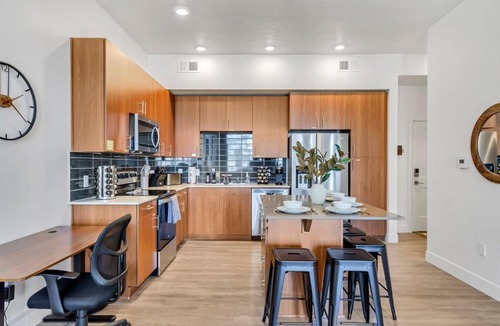 Clearfield Apartment | The Heights by Cloud Dream Homes