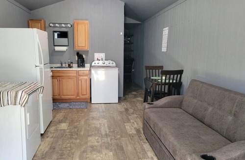 Edgewood Cottage | The Hideaway