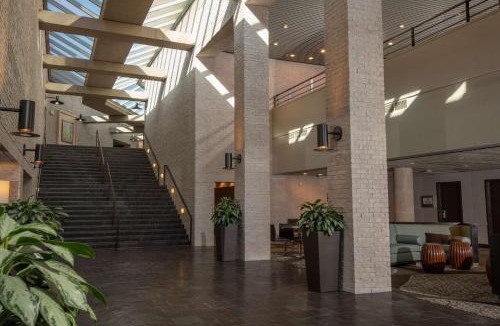 Englewood Resort | The Inverness Denver, a Hilton Golf & Spa Resort