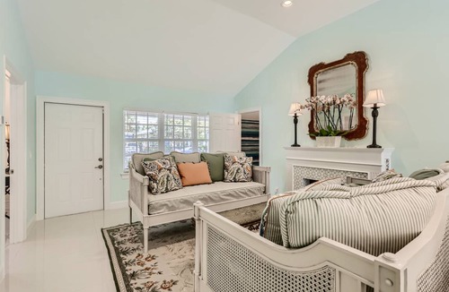 Parrot Cove Villa | The Little Gem | 2 bedroom/2 bathroom