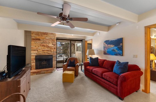Dillon House | The Lodge at Lake Dillon #308
