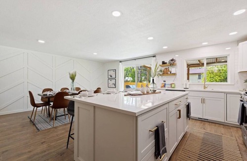 Southwest Ada County Alliance House | The Maverick | Stunning 4 bd/3B-15 min to Downtown
