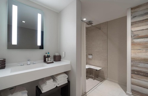 Assembly Square Hotel | The Row Hotel at Assembly Row, Autograph Collection