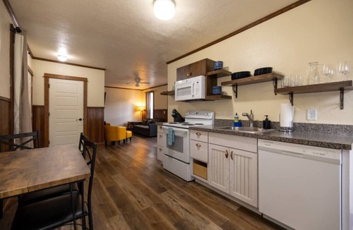 Market District Apartment | The Sunset|Pet-Friendly Downtown 1BR · Easy Entry · Patio Access ·