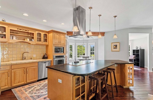 Leavenworth House | The Tyrolean: Pool, Hot Tub & Ski Hill Charm