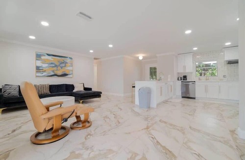 North Palm Beach House | The Villa #1