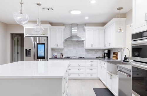 Alhambra House | The Westwind | Central Phoenix Boho Home w/Pool, Spa & Casita