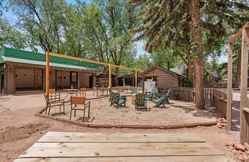 Colorado Springs Cabin | Timber Lodge Cabin #2