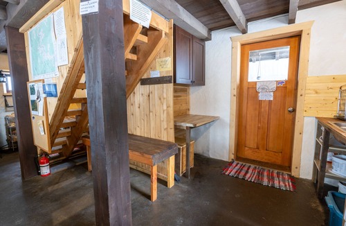 Retallack Cabin | Timberframe Off-Grid cabin in the woods