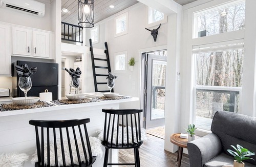 Monteagle House | Tiny Haven at the Retreat