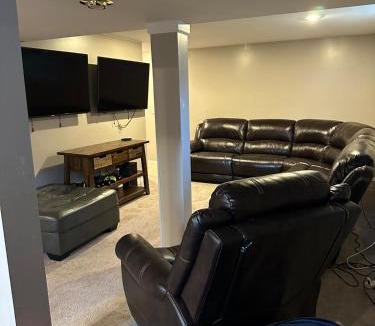 Gansevoort House | Top Rented Saratoga Track Rental!