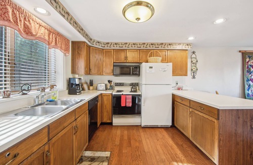North Creek House | Townhome Near Gore Mtn | Covered Heated Pool + Rec Lounge | Quick Silver